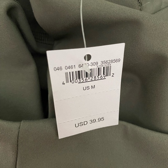 American Eagle The Lightweight Everything 7/8 Length Legging NWT Size M - Picture 5 of 8